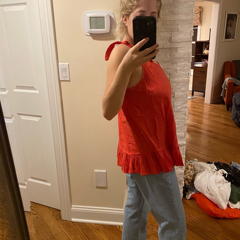 Tank - Picture 3 of 4